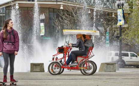 Woman and man cruising in Portland